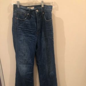 Madewell 11" High Rise bootleg jeans!
